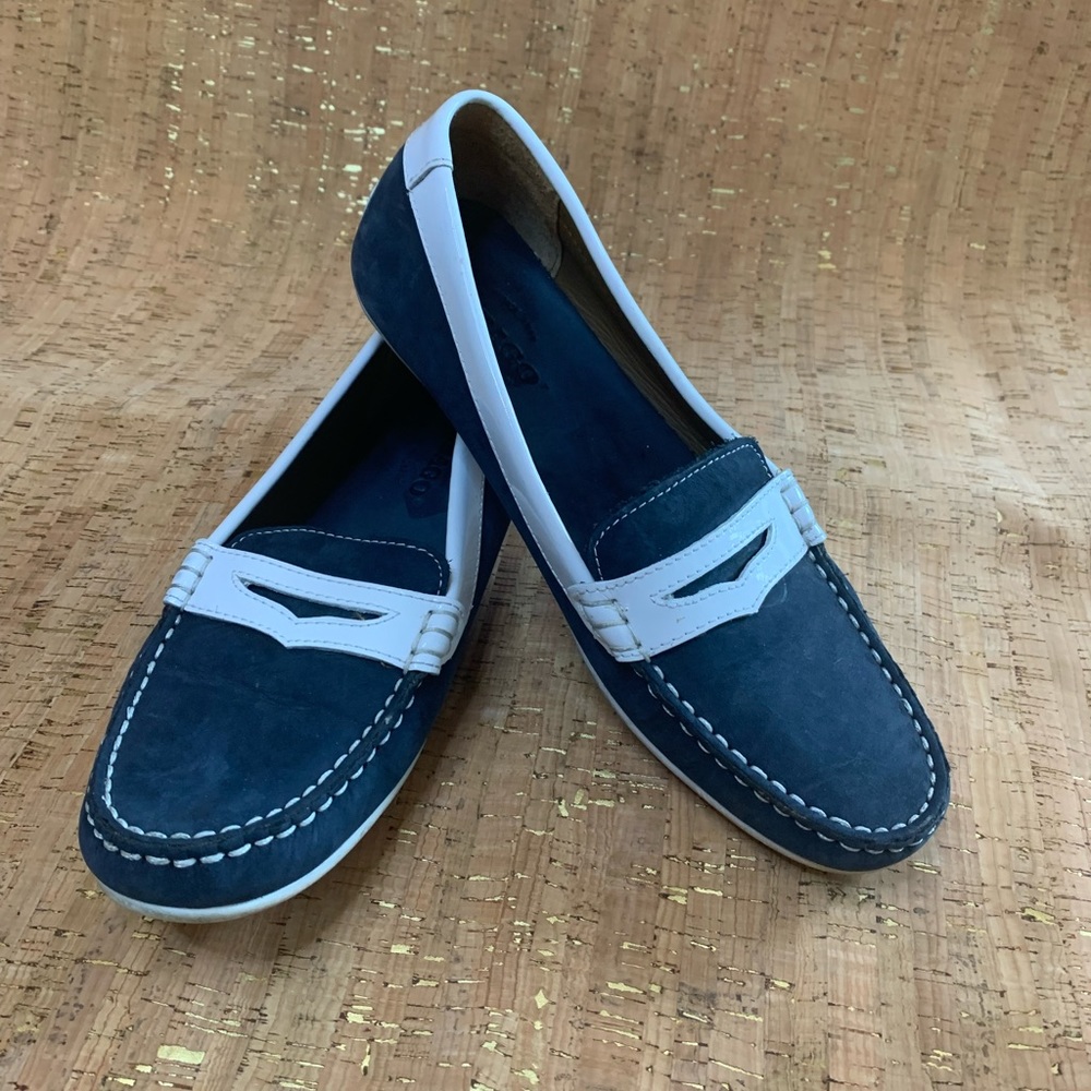 Sebago Blue & White Leather Loafer Size 7.5